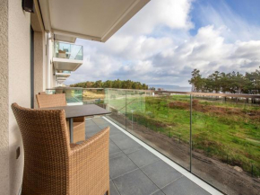 Dünenresidenz Prora - Ferienwohnung mit Meerblick, 2 Schlafzimmern und Balkon NP-307